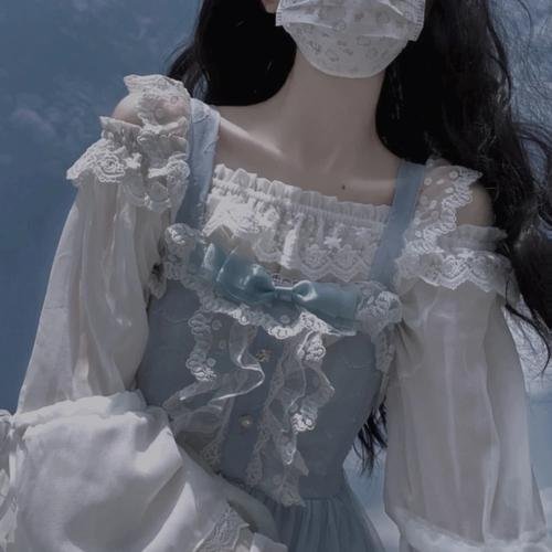 月·色
